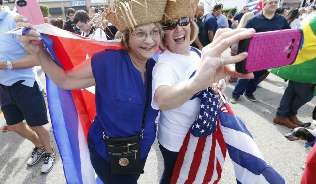 ¡LA GUSANERA! Los que eran anti y siguen siendo