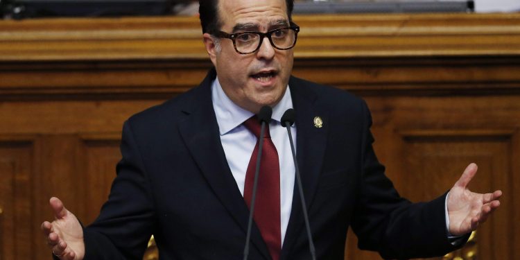 ¡VAYAN A TRABAJAR! Parlamento en desacato incentiva Golpe de Estado