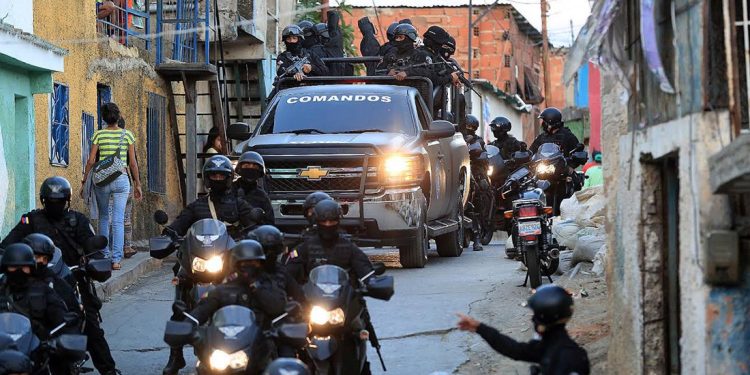 ¡Alucinante! Nuevas tácticas anticrimen en Venezuela (+Fotos)