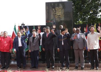 ¡Combativa XIV Cumbre del ALBA! América Latina y el Caribe en contra de la dominación imperilista 4 ¡Combativa XIV Cumbre del ALBA! América Latina y el Caribe en contra de la dominación imperilista