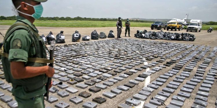 CEOFANB inmovilizó aeronave incursora en cielo soberano al sur del Lago de Maracaibo