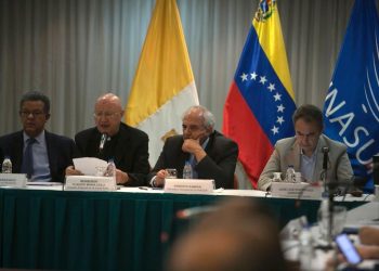 Garantes internacionales del diálogo en Venezuela condenan la violencia promovida en el país