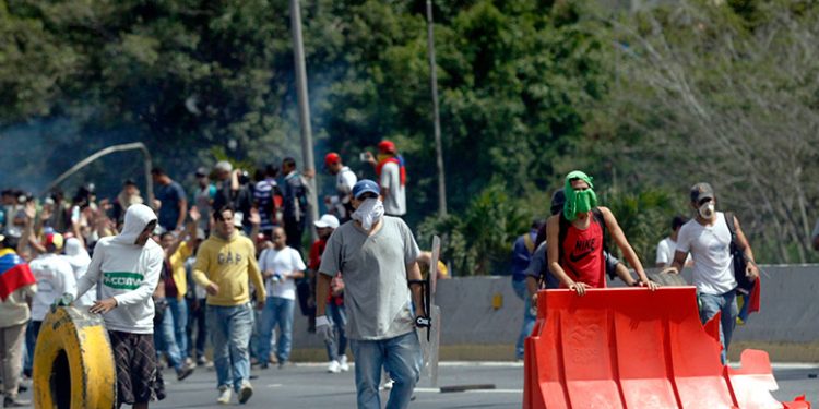 Capriles Radonski tranca Francisco Fajardo y pone en riesgo vida de transeúntes (+DENUNCIA)