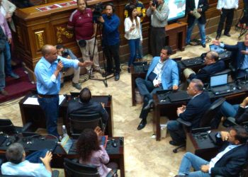 ¡Violencia! La AN busca la intervención en Venezuela