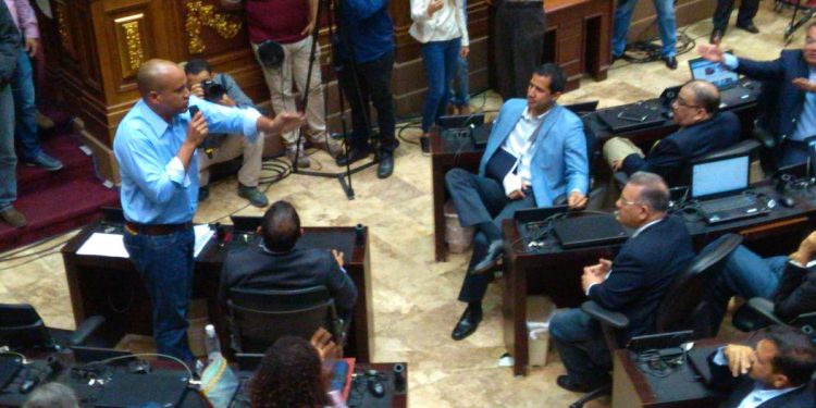 ¡Violencia! La AN busca la intervención en Venezuela