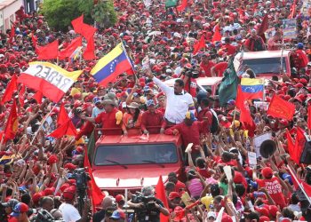 Nicolás Maduro: El destino de Venezuela es la paz 7 Este 19 de abril las calles de Venezuela se llenarán de amor y alegría para defender la soberanía de la Patria (+Tuits)