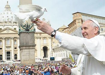 El papa Francisco llama a la paz en el mundo