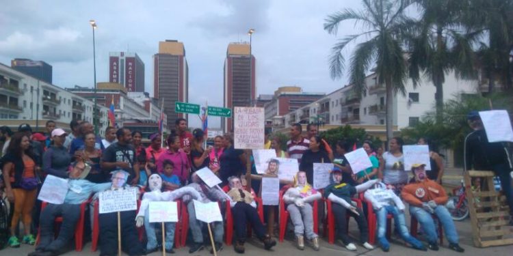 Tradición consciente: Quema de Judas expresa el sentir venezolano (+tuits)
