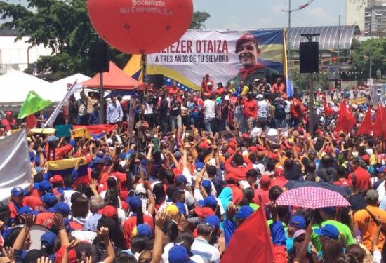 ¡Juventud en la Calle! Estudiantes bolivarianos marchan por la Paz y contra la Violencia
