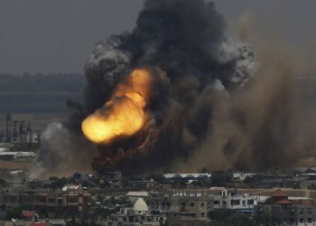 ¡Caos! Los gringos lanzaron a «La Madre de todas las Bombas» (Descubre cómo funciona)