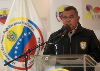 ¡Los tenían en la mira! Francotiradores le disparan a dos Policías durante “El Plantón”