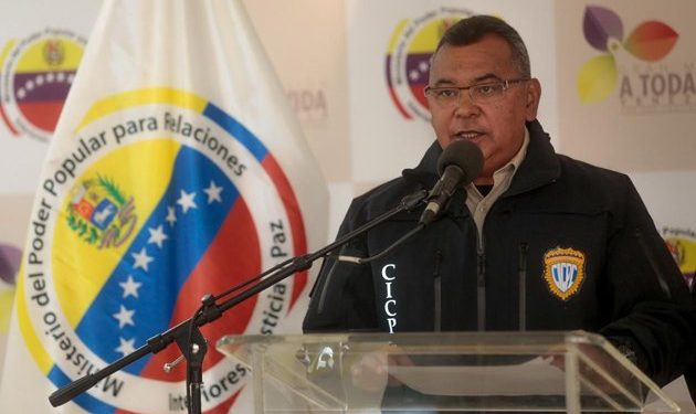 ¡Los tenían en la mira! Francotiradores le disparan a dos Policías durante “El Plantón”