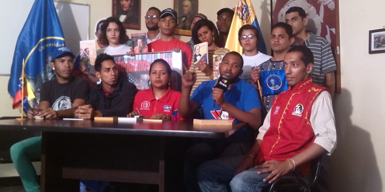 ¡Juventud Resteada! Universitarios respaldan la Constituyente