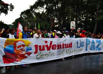 ¡LEALTAD! Juventud no debe corromperse por dinero de terroristas 9 ¡LEALTAD! Juventud no debe corromperse por dinero de terroristas