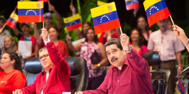 Maduro pide parar la violencia  “La verdad abrirá paso a la justicia”