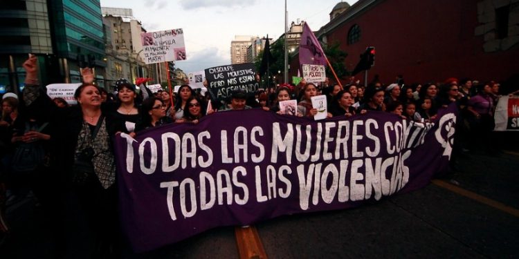 En Chile marcharon contra la violencia de género