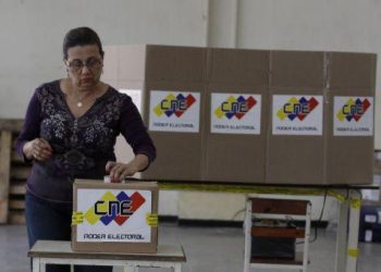 ¡Afinando las máquinas! 13.886 centros de votación disponibles para el 30J