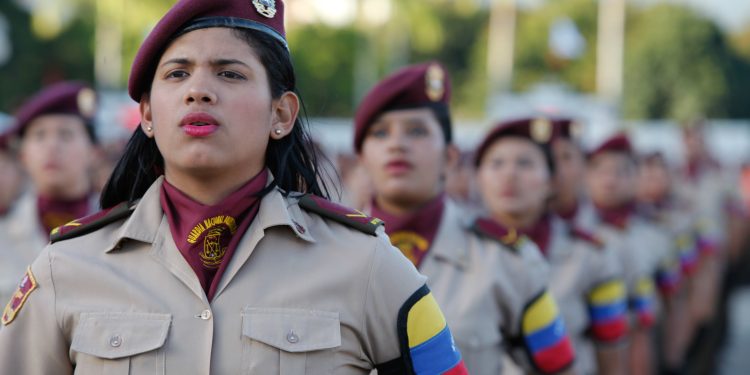 80 años de valor y dignidad