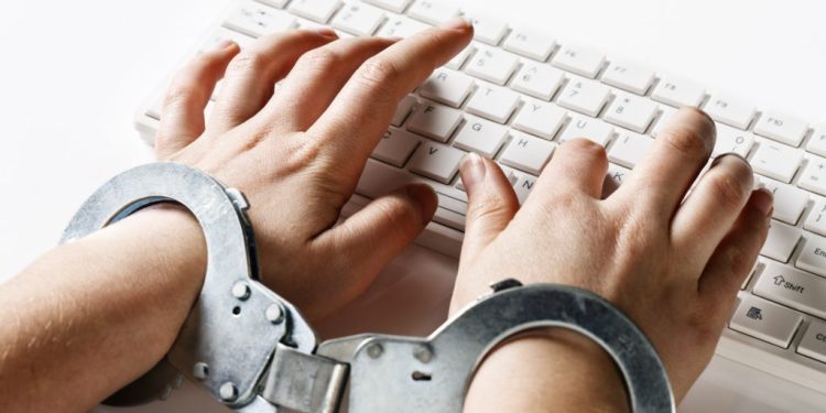 ¡Ataque en la red! «Google está implicada en la censura política»