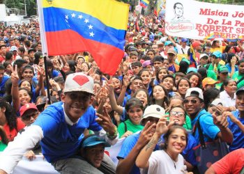 ¡La Constituyente los tiene locos! Movilización antiimperialista en defensa de Venezuela y su sobranía 6 ¡Plan Chamba Juvenil! 10.600 aprendices se incorporarán a la industria petrolera