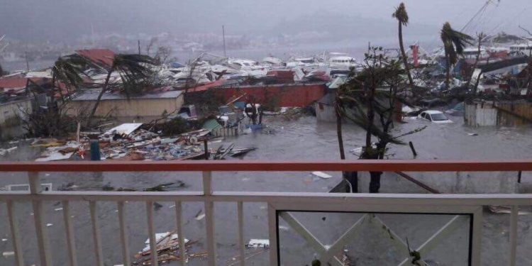 En videos: ¡Devastador! Irma arrasa con todo en su paso por islas del Caribe