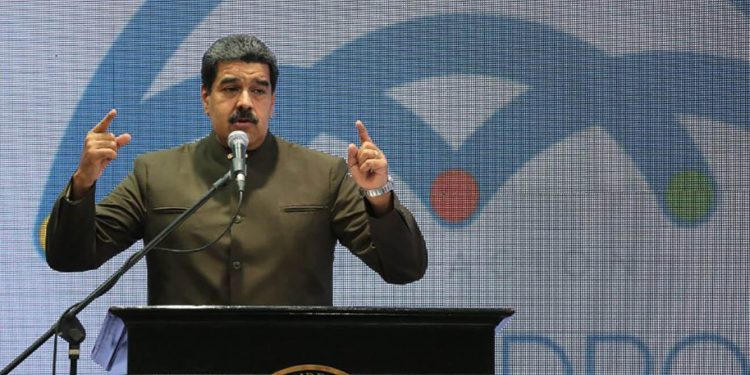 Presidente Maduro: La batalla es en las redes sociales (+Campaña mediática contra Venezuela)