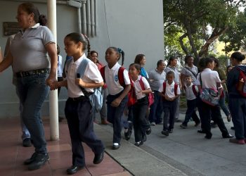 Arranca con todos los motores año escolar 2017- 2018 (+Educación Básica)