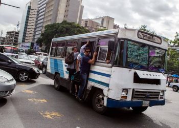 A Bs. 700 subirá el pasaje interurbano a partir del 23 de octubre (+Ataque al bolsillo)