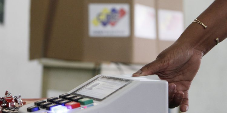 Operativas 99,92% de las mesas electorales en todo el país