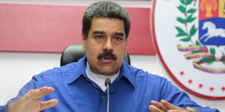 Presidente Maduro ofrece alocución desde el Palacio de Miraflores