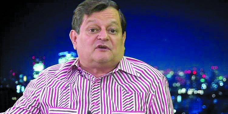 Cuatro Temas: Cuatro pedazos de oposición