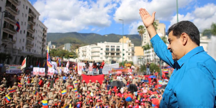 Nicolás Maduro: A más sanciones, más elecciones