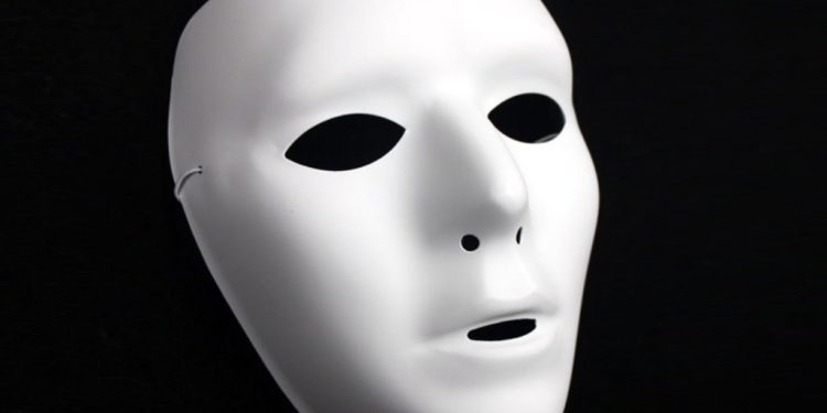 Impostores disfrazados de guardias nacionales