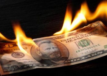 ¿Qué persigue Henry Falcón con la dolarización?