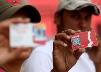 Hacia los 10 millones de votos con el carnet del PSUV