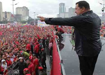 Comandante Chávez: Mar, Huracán y Llamarada para siempre