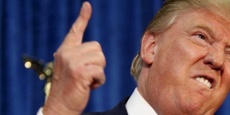 ¡Acoso! Trump firma otra orden ejecutiva contra Venezuela