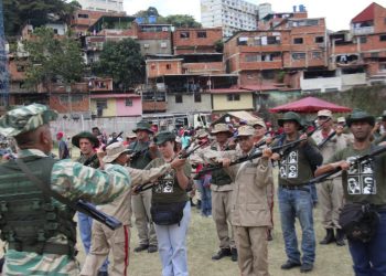 Continuamos forjando la nueva historia