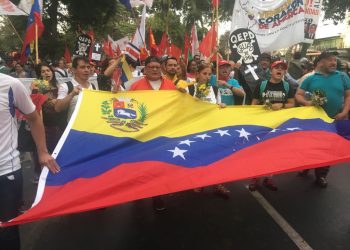 En la Cumbre de Lima, la fuerza de los pueblos contra la “voz del patrón”