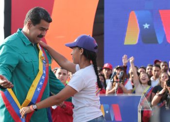 De cambios al vacío y la apuesta al futuro con Nicolás Maduro