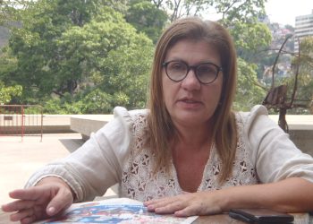 Falcón propone el regreso del FMI a Venezuela