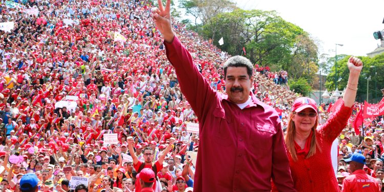 Nicolás Maduro: Voy a vencer la guerra económica