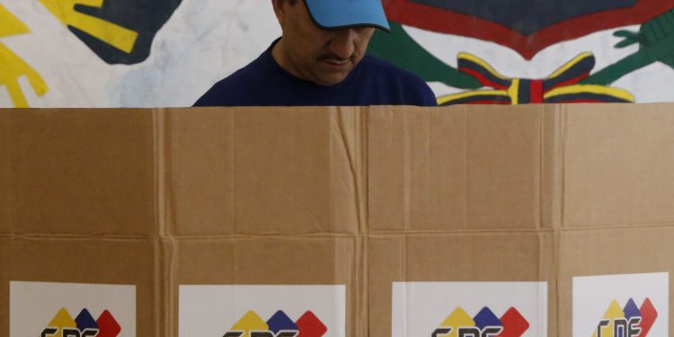 El enemigo es el Imperio, su manifestación electoral es la abstención