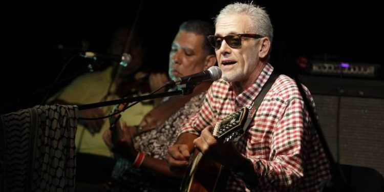 Evio reflejado en el cielo del tiempo