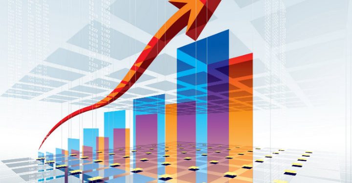 Con la iniciativa en la economía