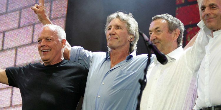 Banda de rock Pink Floyd defiende al pueblo venezolano
