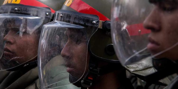 Unión cívico-militar rescató 42 GNB secuestrados por violentos Pemones 1 Unión cívico-militar rescató 42 GNB secuestrados por violentos Pemones