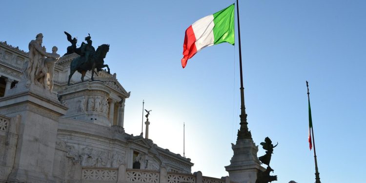 Italia, la plaza para defender a Maduro 