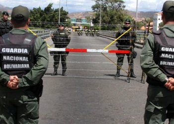 #UltimoMinuto Ningún camión ha entrado a Venezuela por la frontera