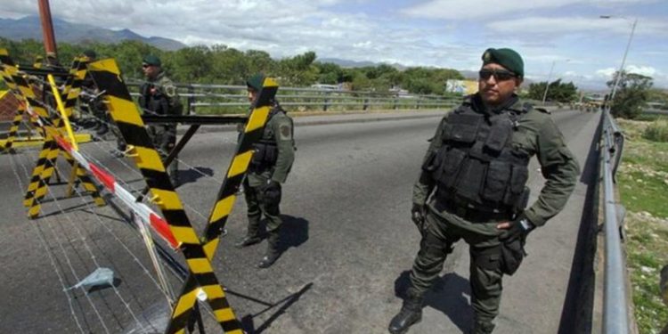 Romain Mingus, un testigo en la frontera